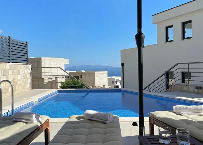 Lyubov Μακάρσκα