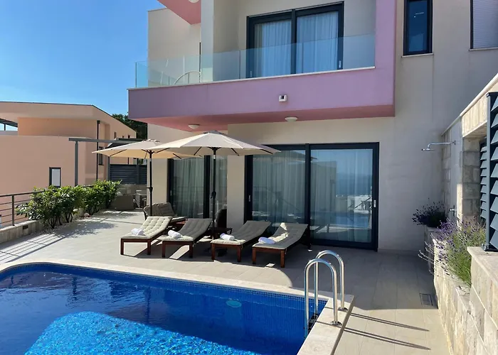 Lyubov Μακάρσκα