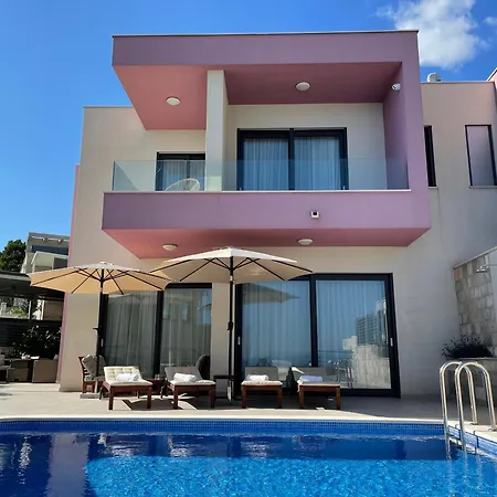 Villa Lyubov *