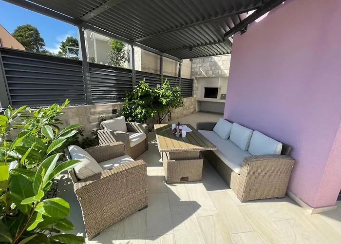 Lyubov מאקרסקה